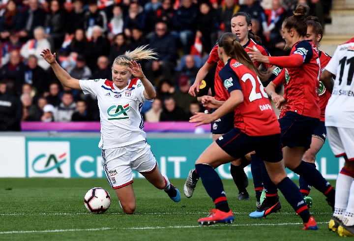 巴塞罗那迎法国杯关键赛,今晚外线爆发,气氛紧张,医务组通报恢复(巴塞罗那tikitaka)-爱游戏网址