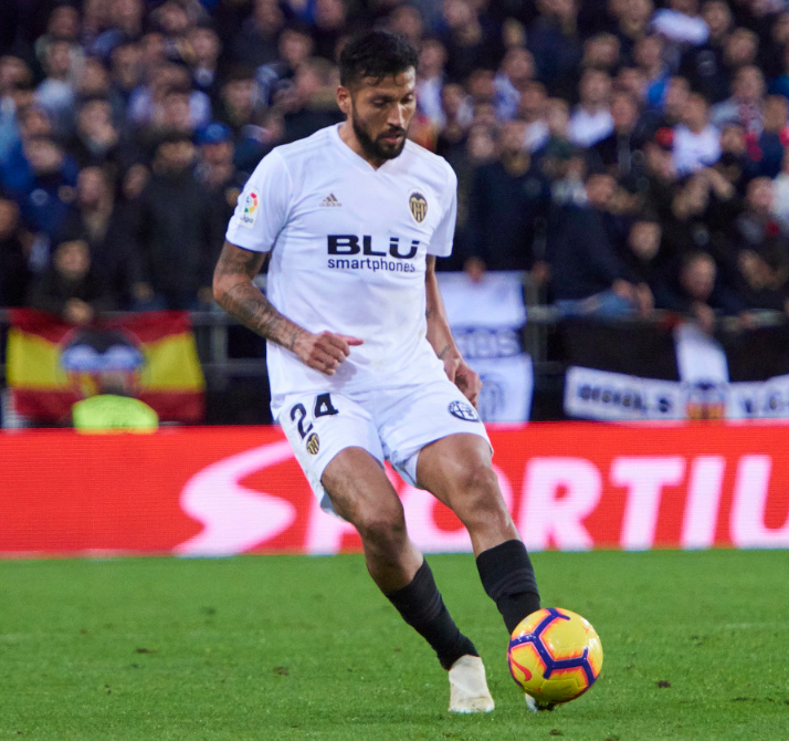 关于刚刚！尤文图斯围绕法甲完成体检瓦伦西亚今晚强势反弹，山东泰山赛后止住颓势的信息-爱游戏棋牌